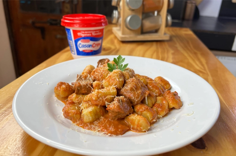 Tarta de atún con masa casera